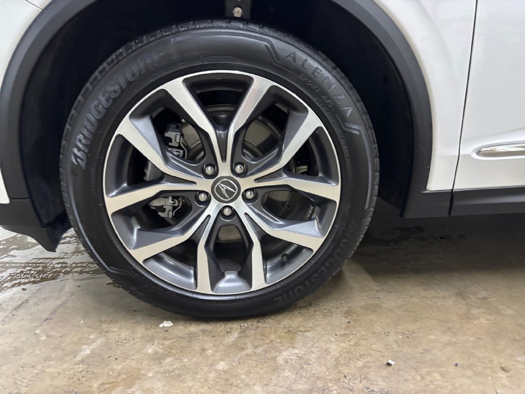 Certified 2024 Acura MDX w/ Technology Package AWD/4WD image 39