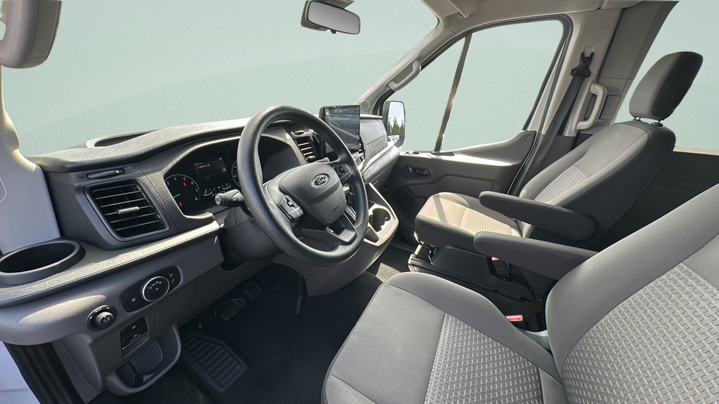 Used 2024 Ford Transit 350 XLT RWD image 13
