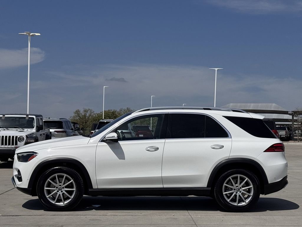 Used 2024 Mercedes-Benz GLE 350 4MATIC w/ 3rd Row Seat Package image 3