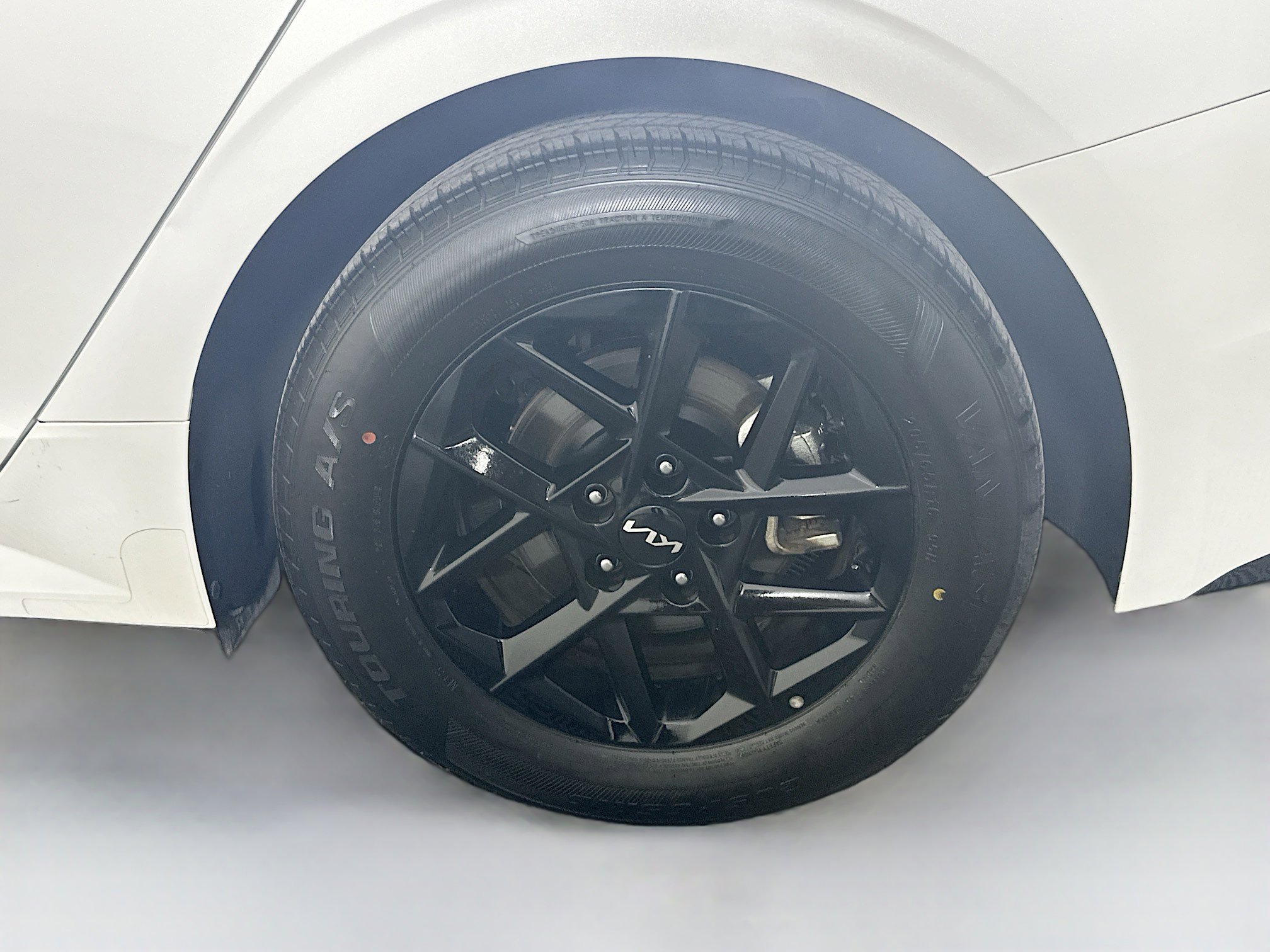 Used 2025 Kia K5 LXS image 11