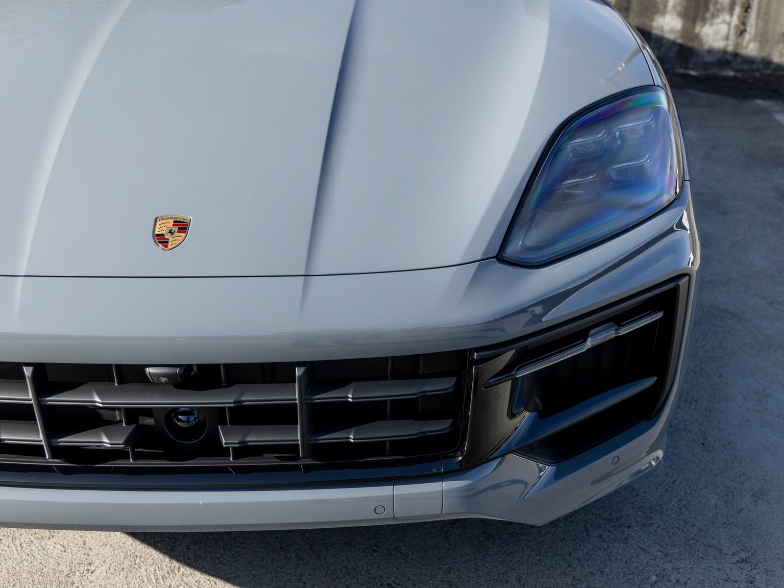 Certified 2026 Porsche Cayenne GTS AWD/4WD image 17