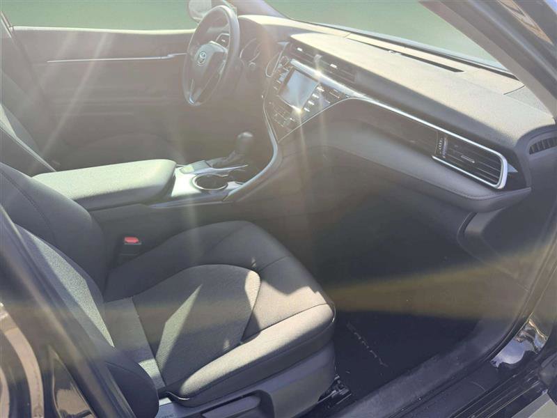 Used 2018 Toyota Camry LE w/ Convenience Package image 23
