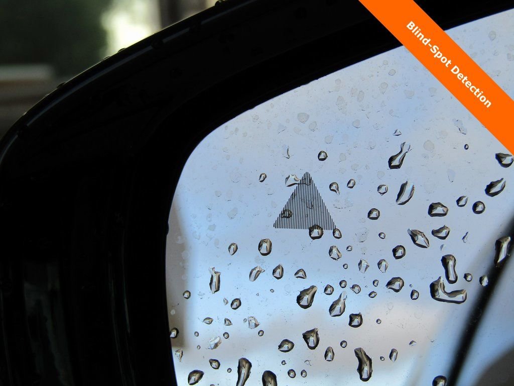 New 2026 Chrysler Pacifica Select image 7