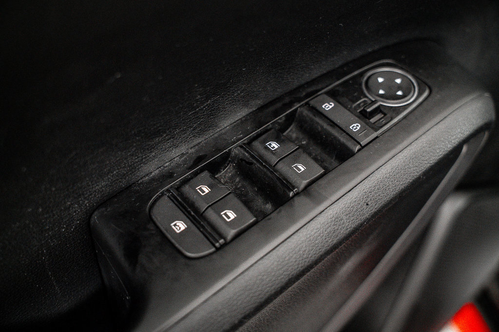 Used 2020 Kia Soul GT-Line FWD image 35