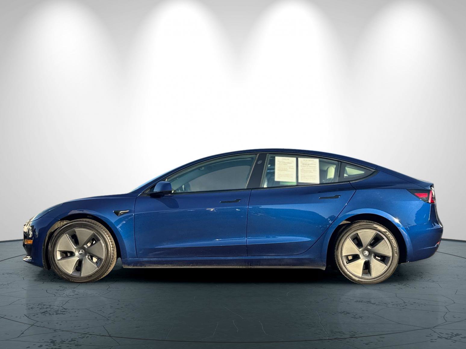 Used 2023 Tesla Model 3 Standard Range RWD image 7