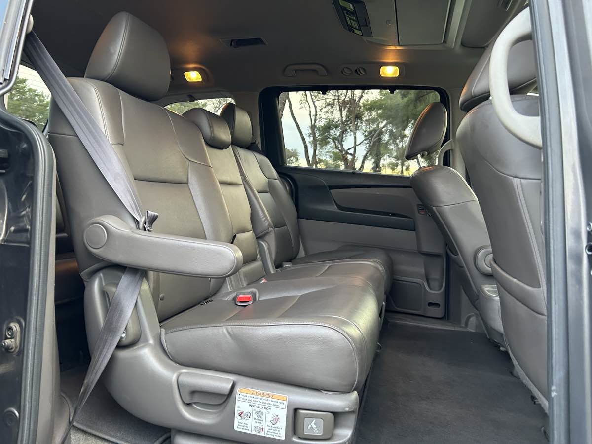 Used 2015 Honda Odyssey Touring image 25