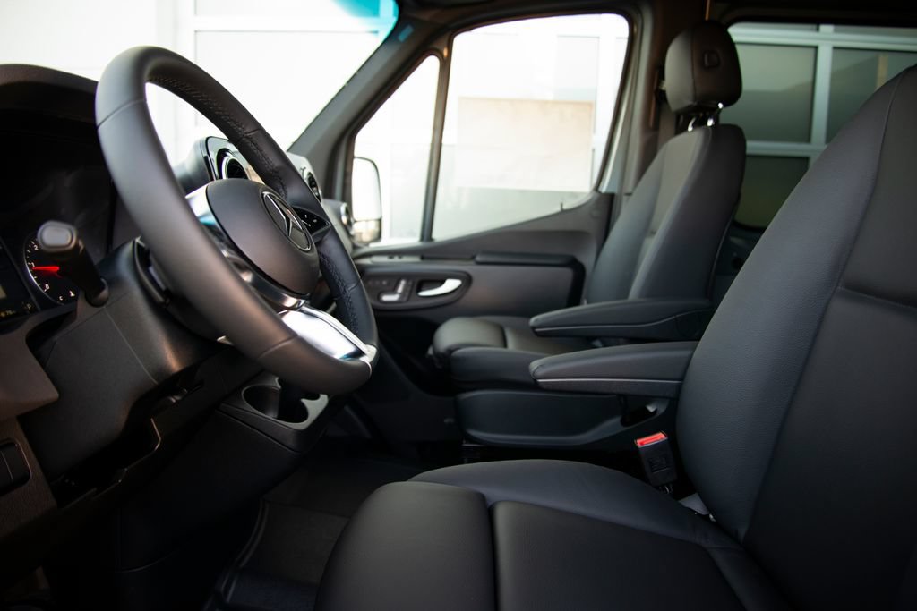 New 2026 Mercedes-Benz Sprinter 2500 image 13