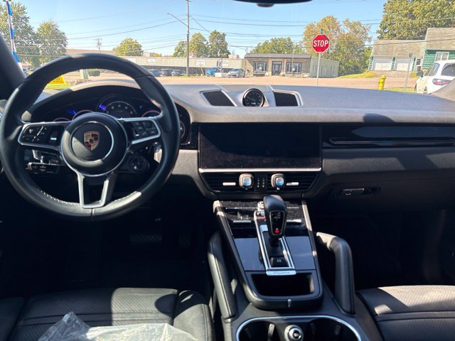 Used 2020 Porsche Cayenne E-Hybrid AWD/4WD image 11