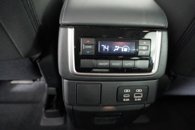 Certified 2024 Subaru Ascent Premium w/ Convenience Package image 33
