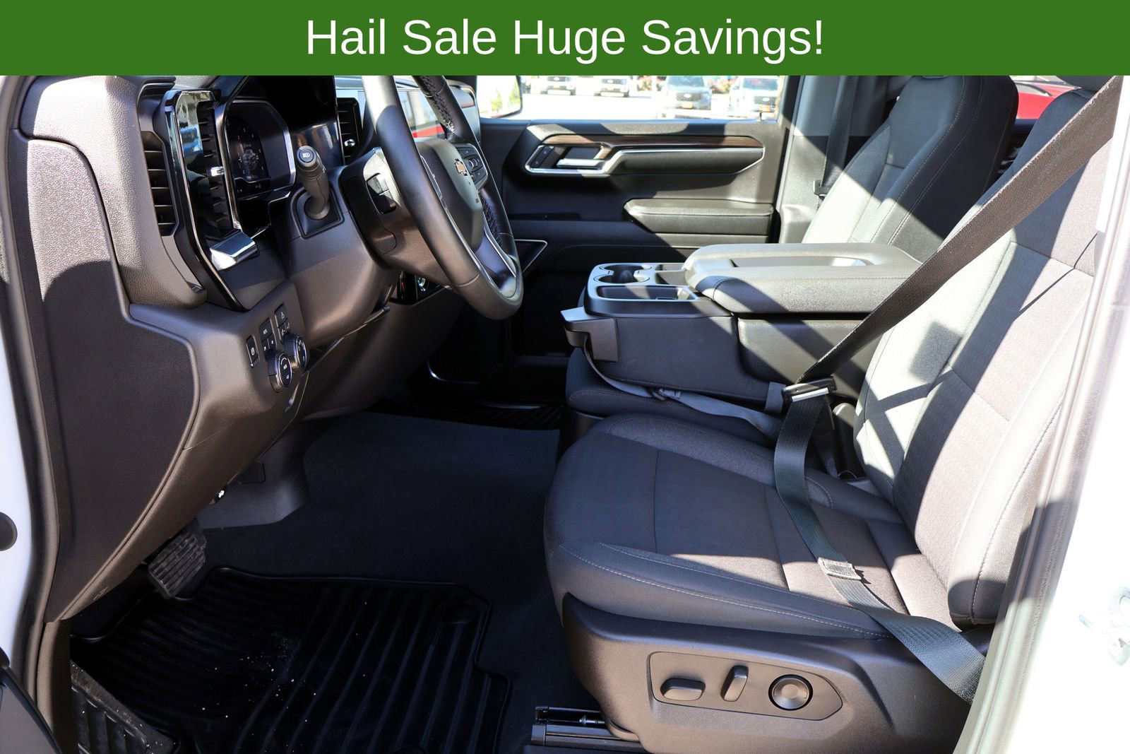 Used 2024 Chevrolet Silverado 1500 LT AWD/4WD image 18