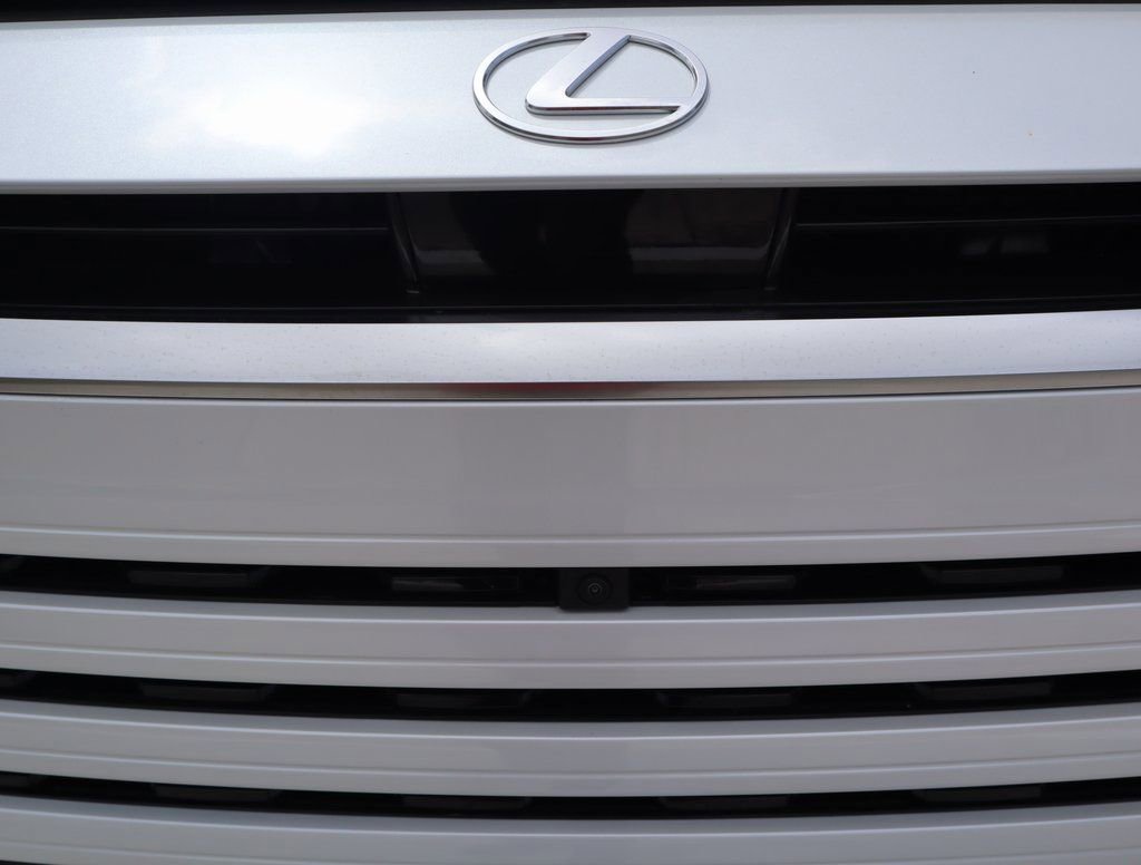 Used 2026 Lexus TX 500h AWD image 14