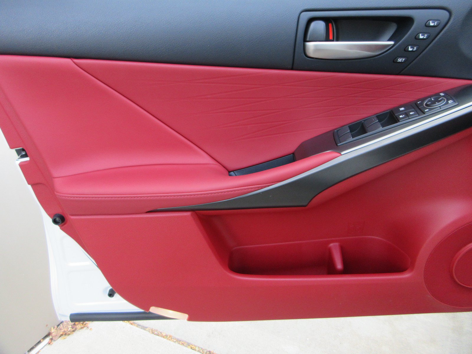 Used 2025 Lexus IS 500 RWD image 28
