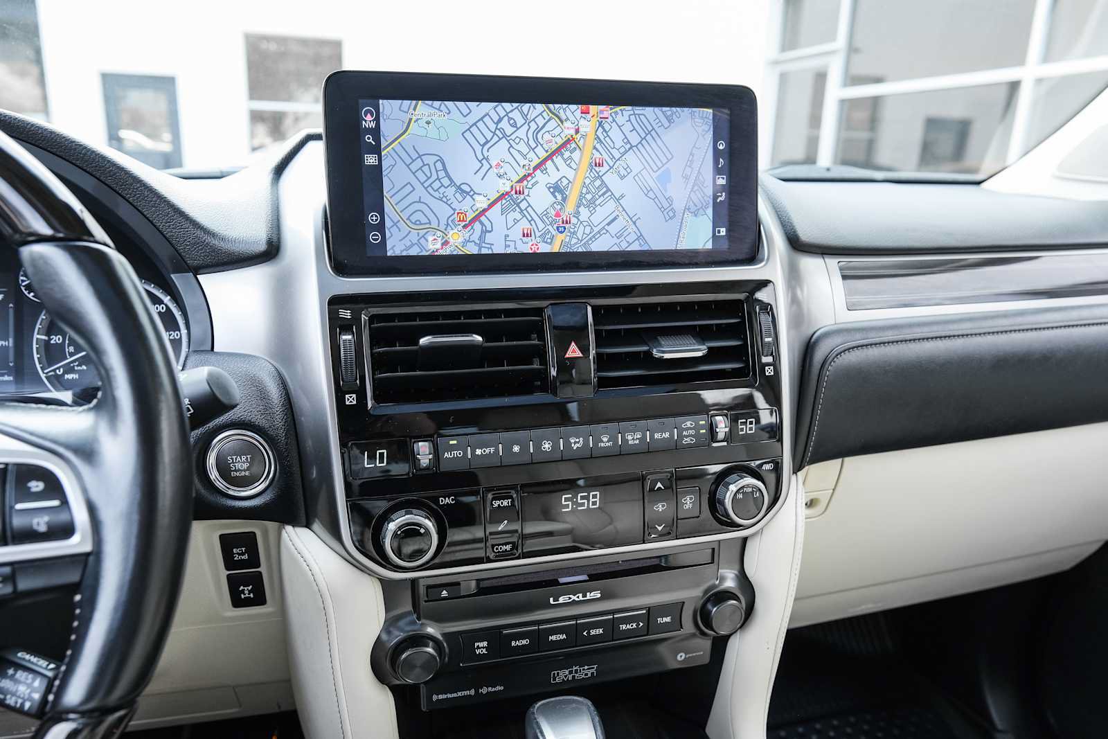 Used 2022 Lexus GX 460 Luxury w/ Sport Design Package AWD/4WD image 44