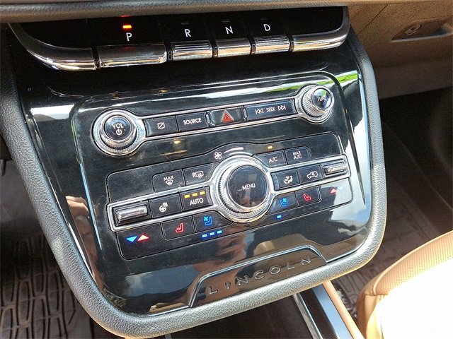 Certified 2022 Lincoln Corsair Reserve w/ Equipment Group 201A image 18