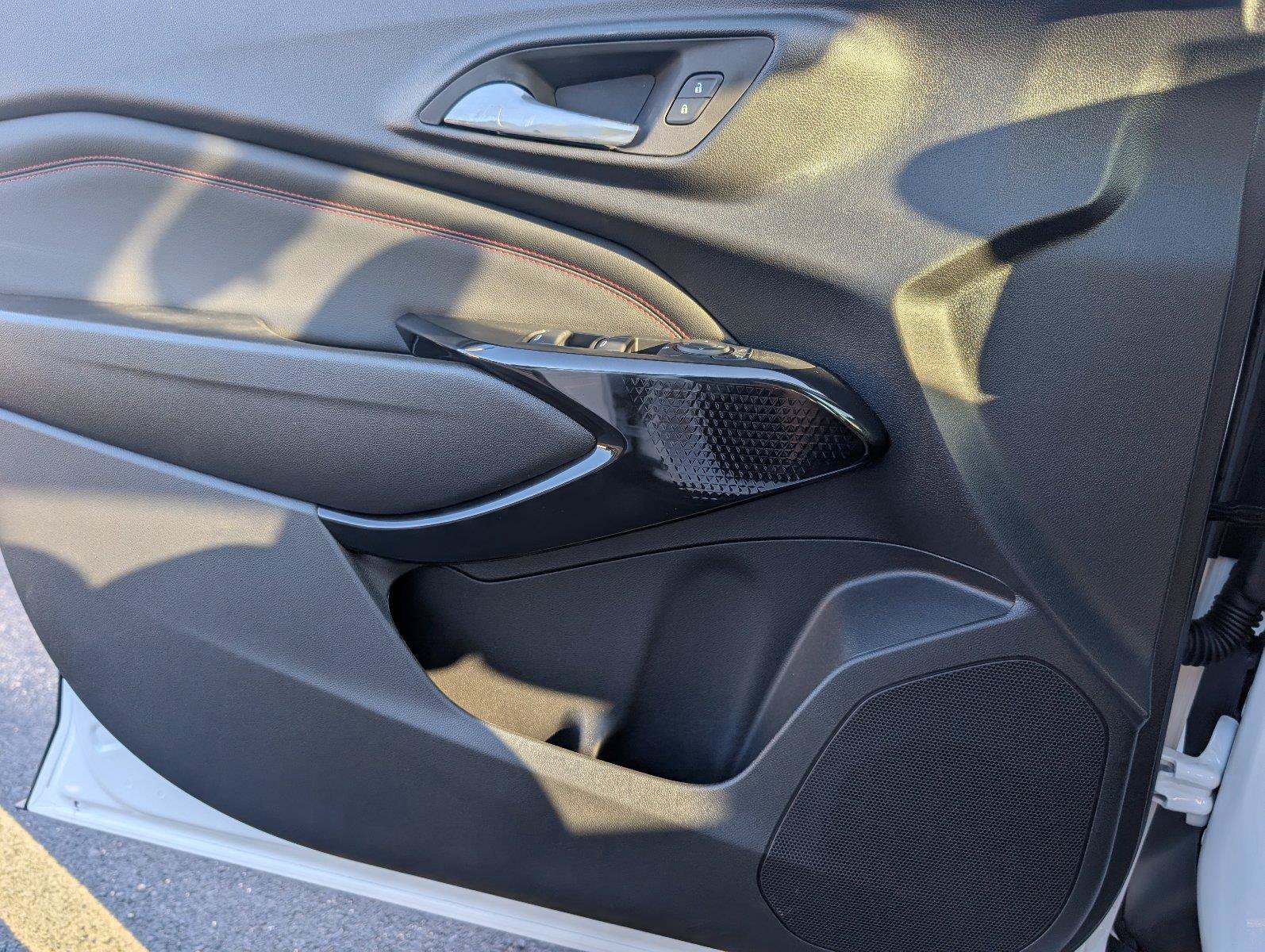 New 2026 Chevrolet Trax RS w/ Driver Confidence Package FWD image 18