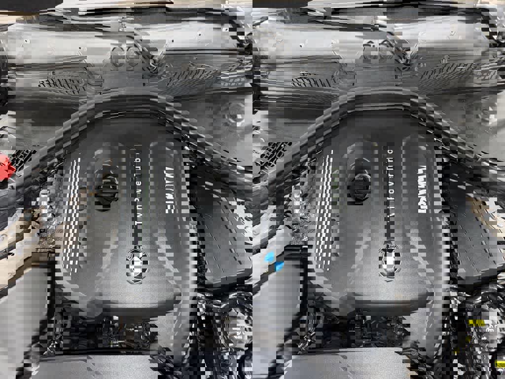 Used 2017 BMW 230i xDrive Coupe image 12