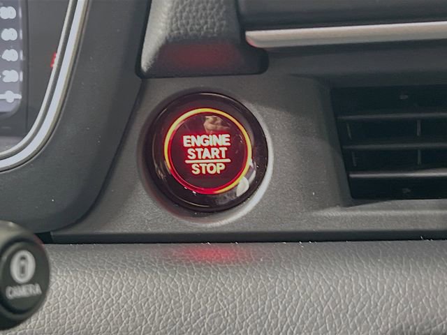 Used 2025 Honda Pilot Black Edition image 19