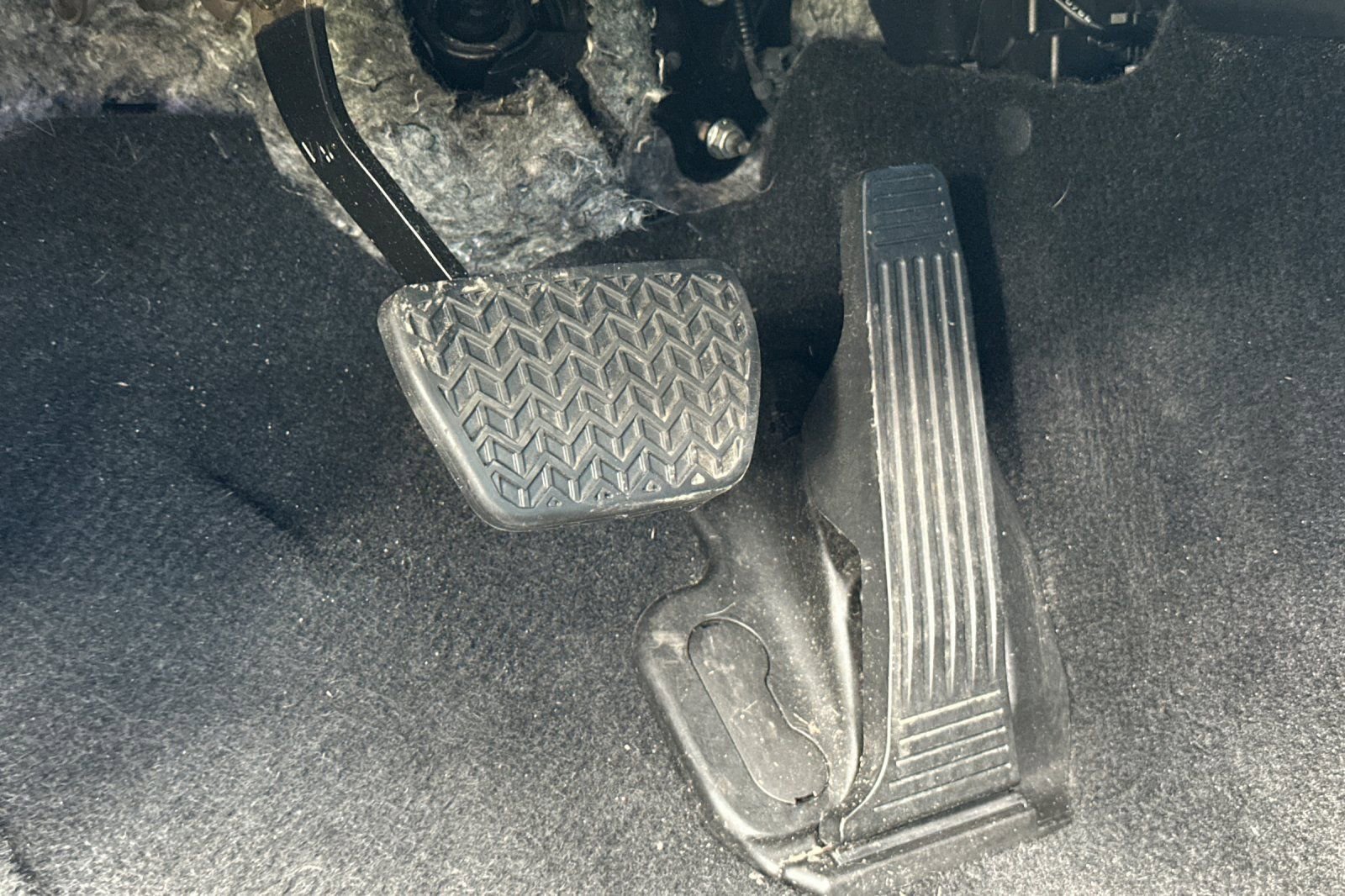 Used 2025 Toyota Camry LE image 30