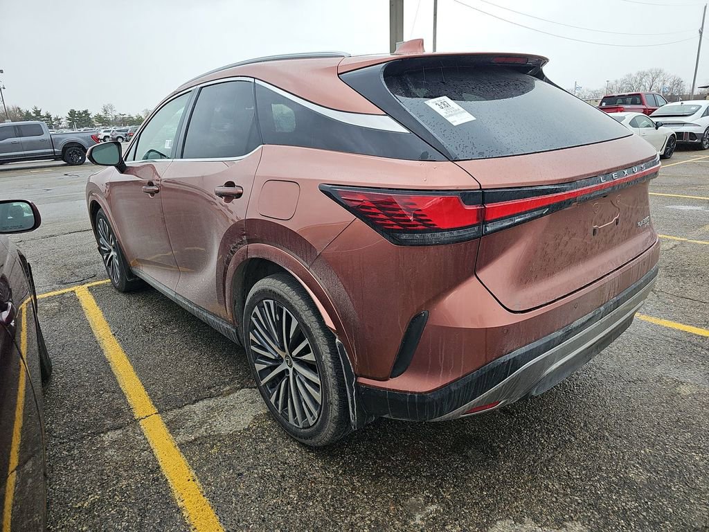 Used 2024 Lexus RX 350 AWD image 2