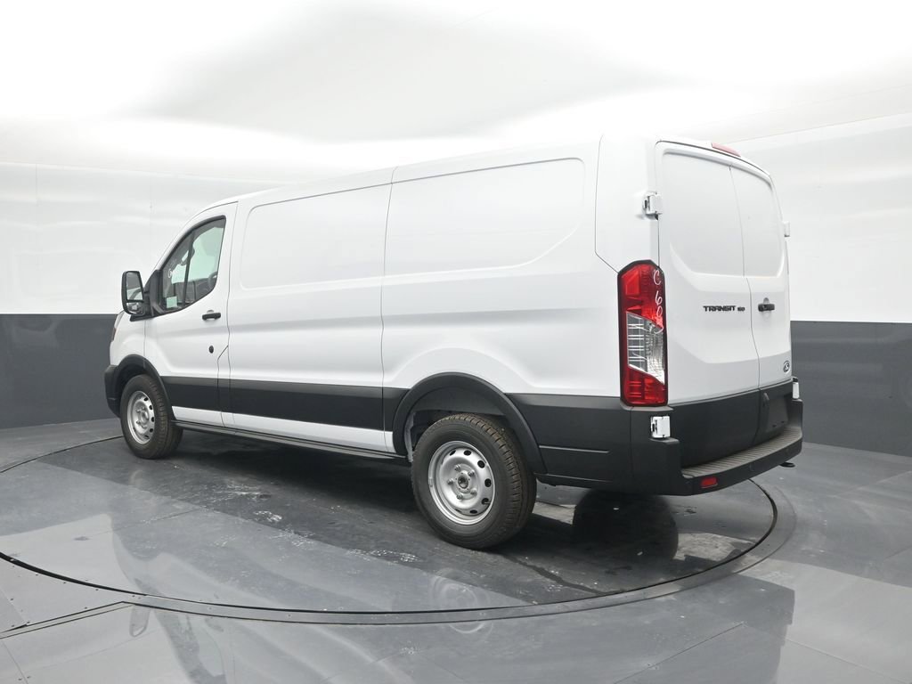 New 2026 Ford Transit 150 Low Roof RWD image 27
