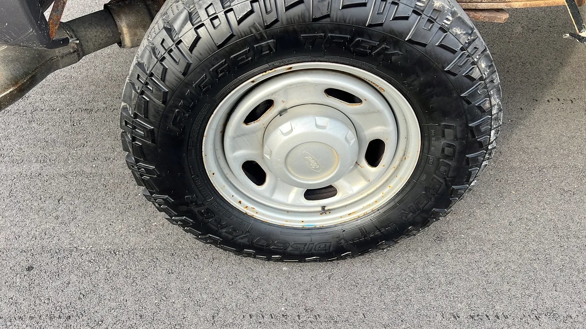 Used 2011 Ford F250 XL AWD/4WD image 33