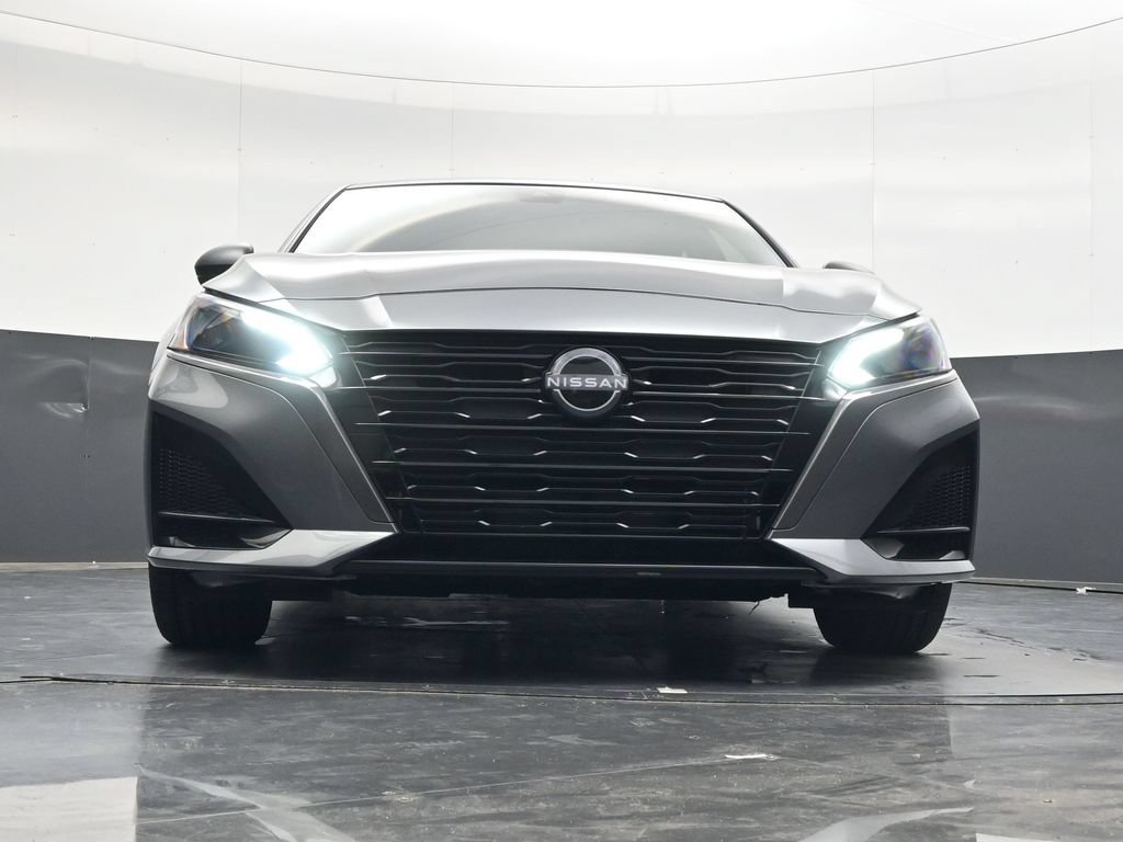 New 2026 Nissan Altima 2.5 SV FWD image 40