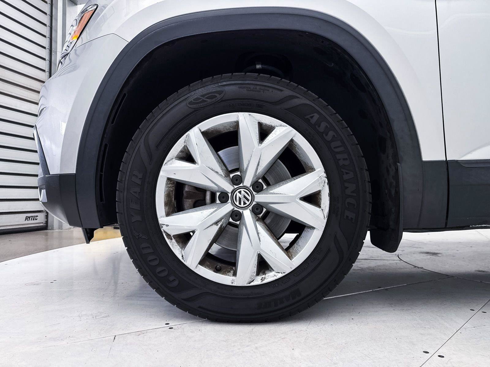 Used 2018 Volkswagen Atlas SE FWD image 14