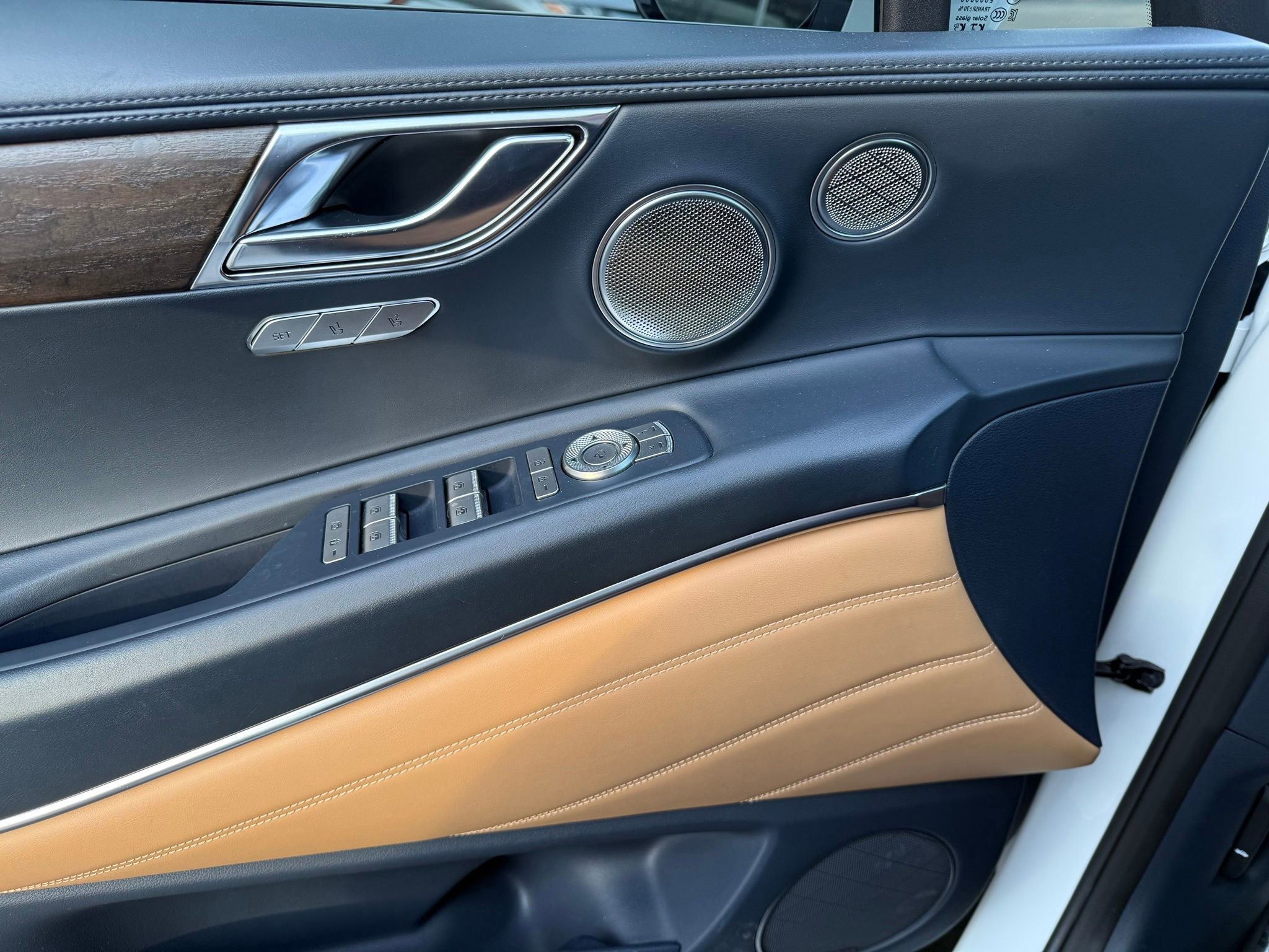 Used 2022 Genesis GV80 2.5T w/ Prestige Package 04 image 20