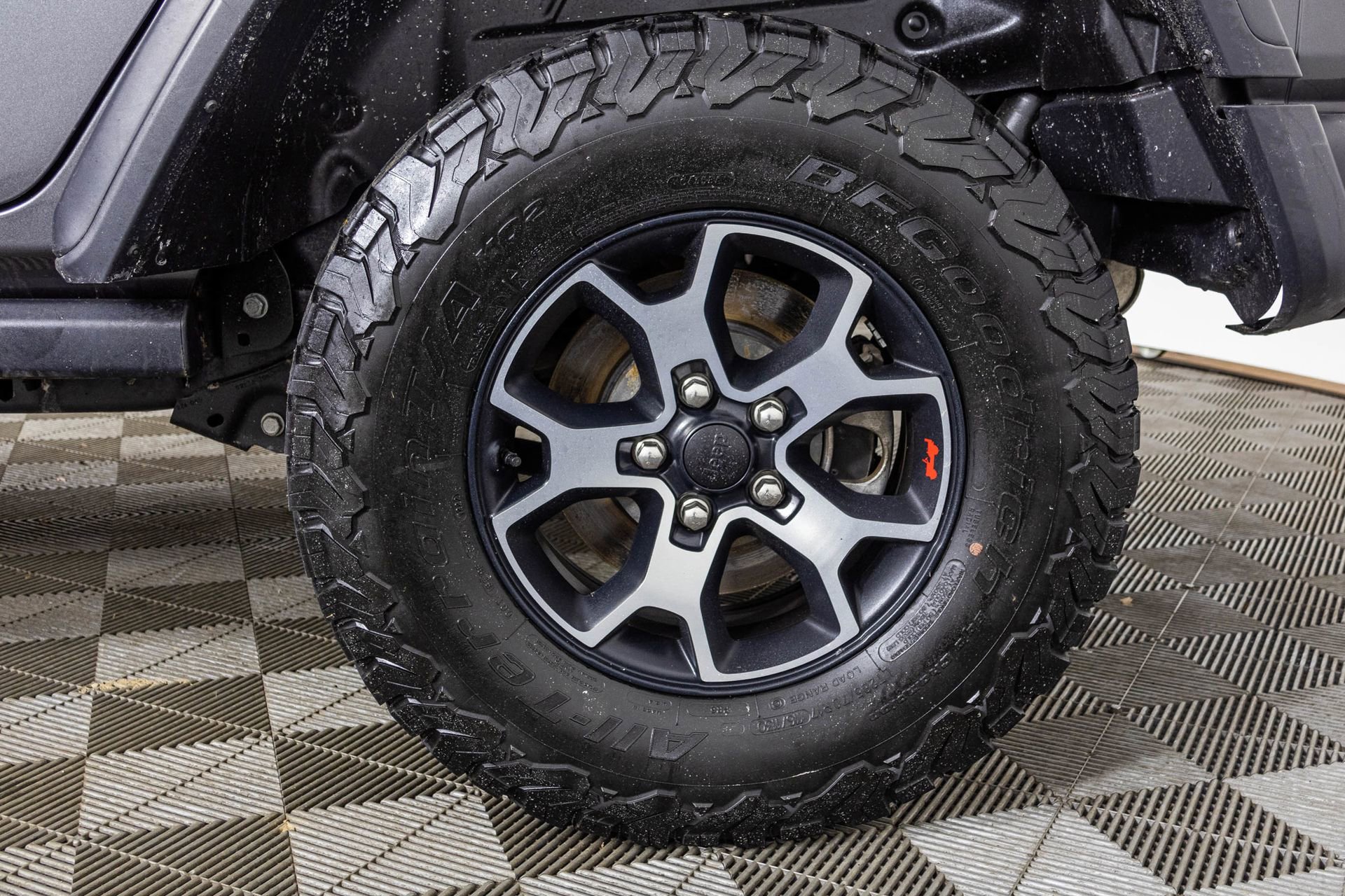 Used 2022 Jeep Wrangler Unlimited Rubicon w/ Steel Bumper Group AWD/4WD image 51