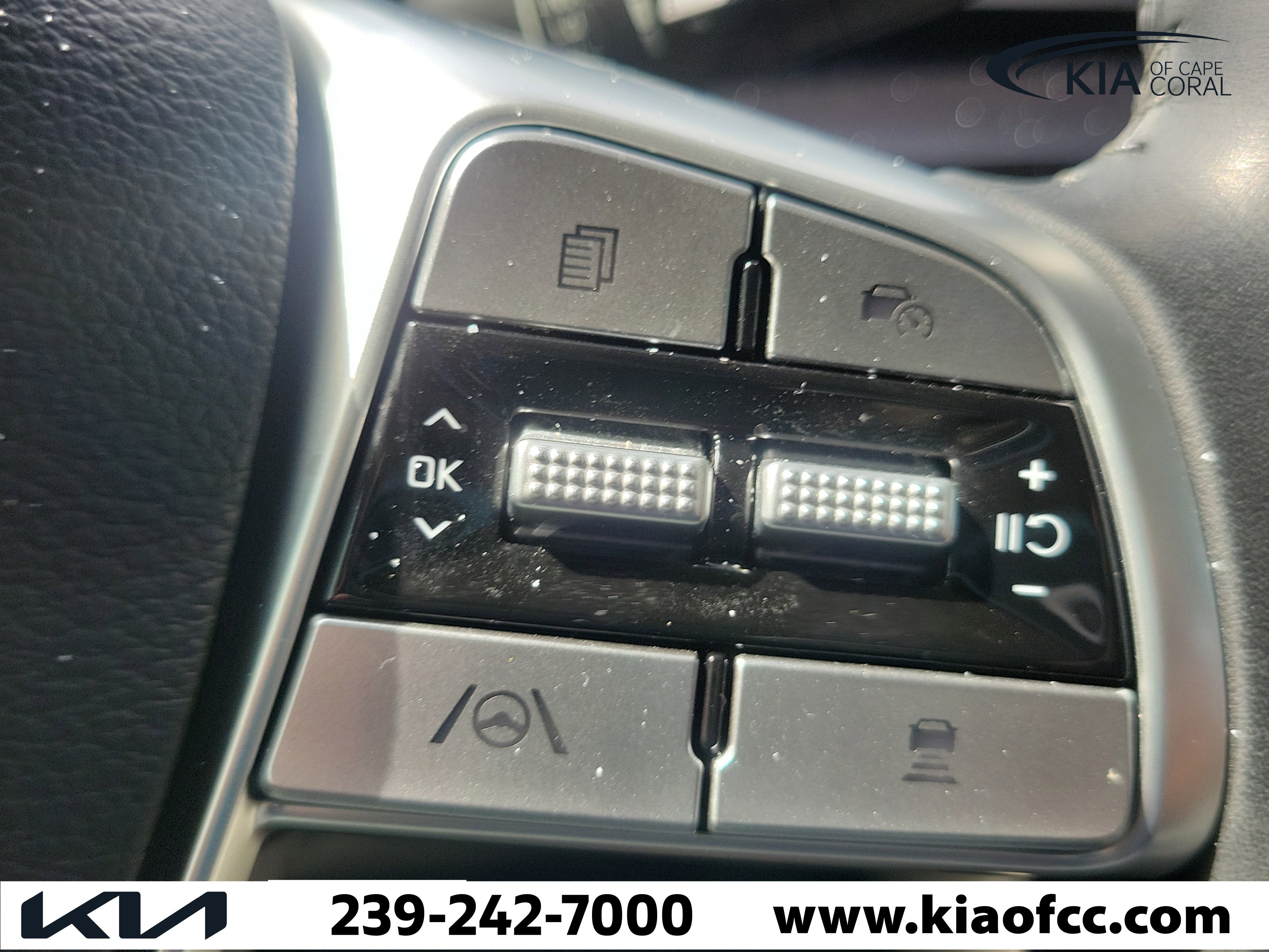 Certified 2023 Kia Telluride S FWD image 31