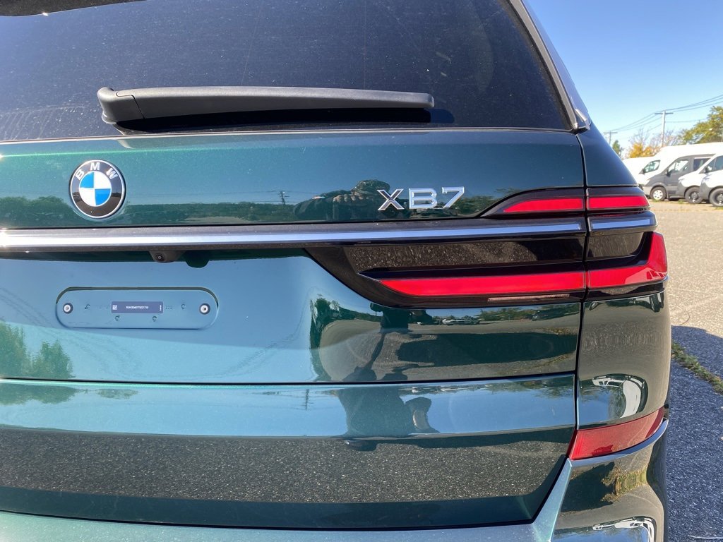 New 2026 BMW ALPINA XB7 image 6
