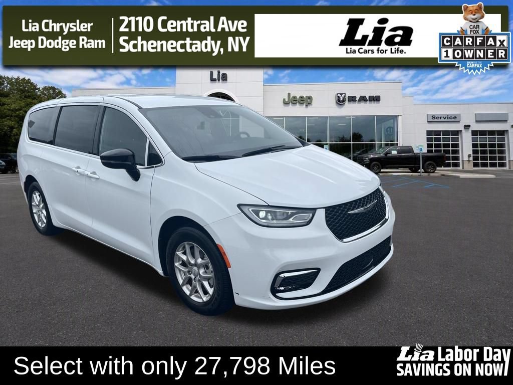 Used 2025 Chrysler Pacifica Select FWD video 1