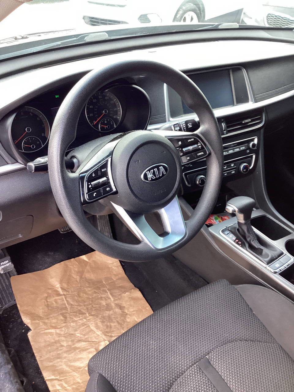 Used 2019 Kia Optima LX image 8