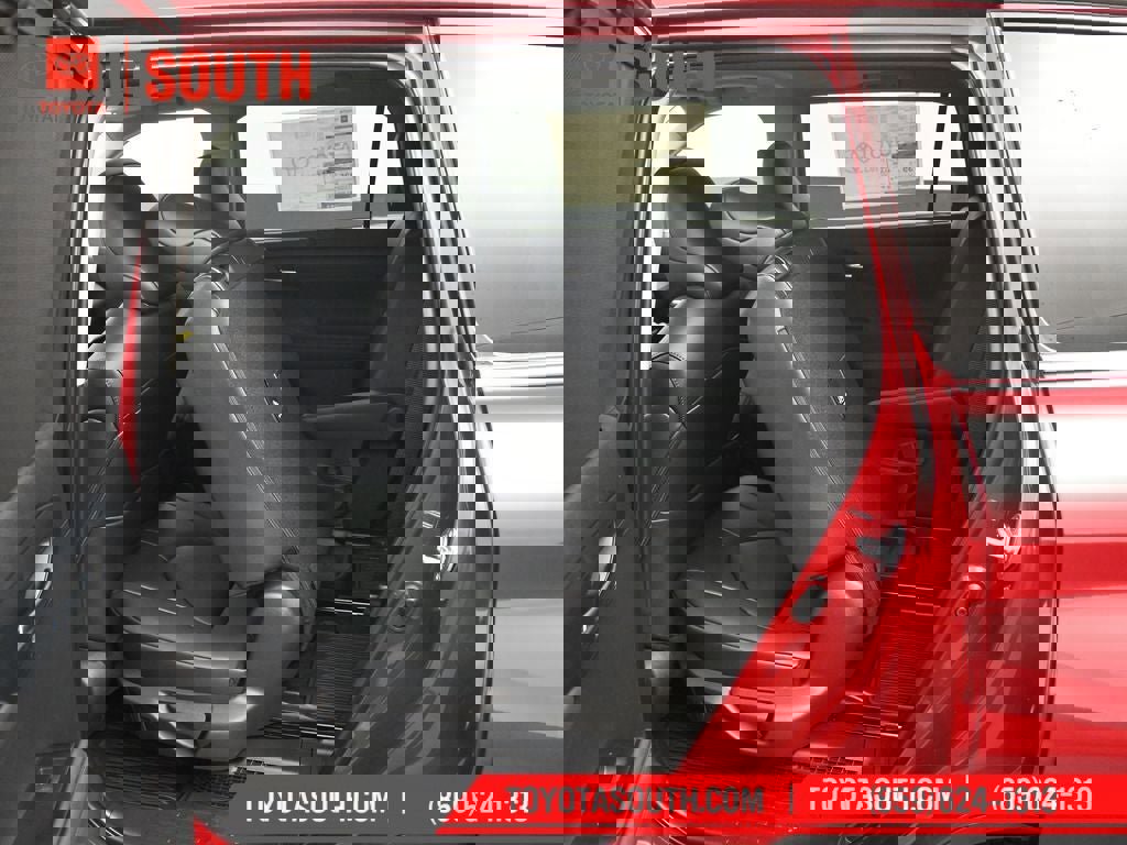 New 2026 Toyota Highlander XLE image 32