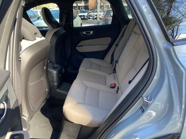 New 2026 Volvo XC60 T8 Plus w/ Climate Package AWD/4WD image 15
