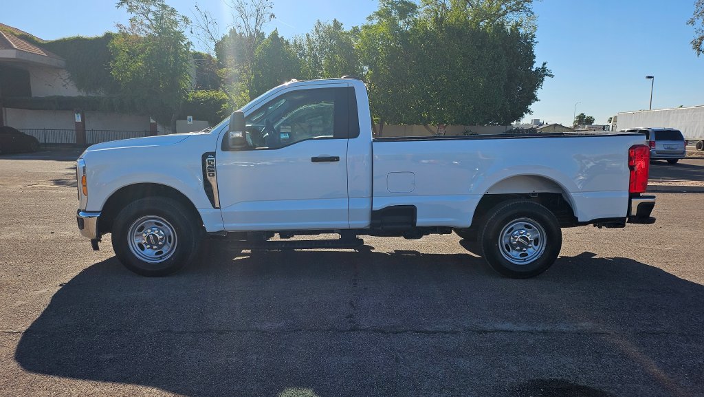 Used 2024 Ford F250 XL w/ XL Driver Assist Package RWD image 7