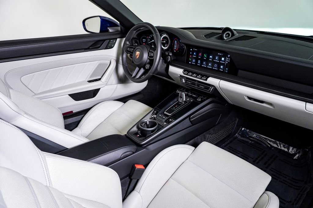 Certified 2023 Porsche 911 Targa 4 GTS image 16