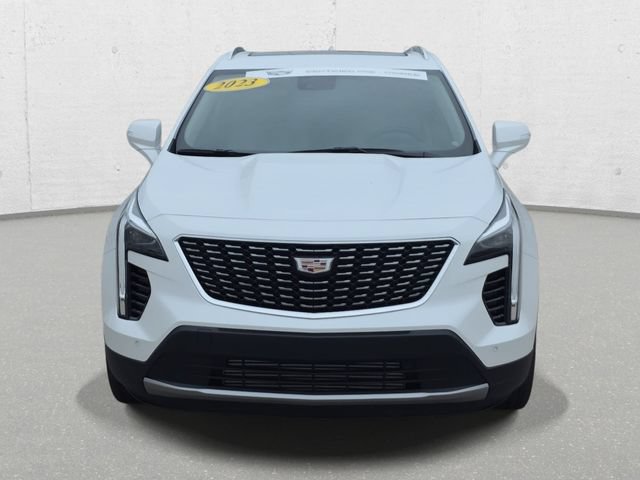 Certified 2023 Cadillac XT4 Premium Luxury w/ Technology Package AWD/4WD image 2