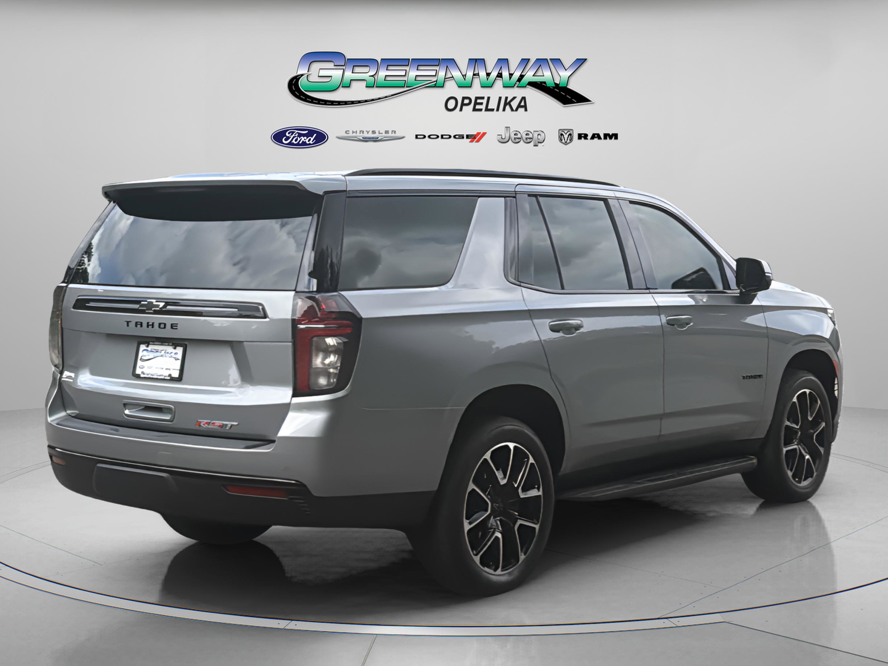 Used 2024 Chevrolet Tahoe RST w/ Luxury Package AWD/4WD image 12
