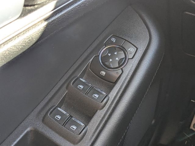 Used 2022 Ford Edge SE image 20