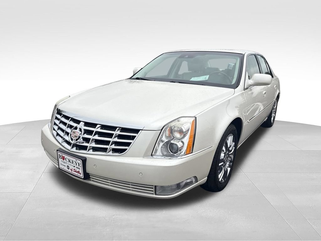 Used 2011 Cadillac DTS Platinum FWD image 7