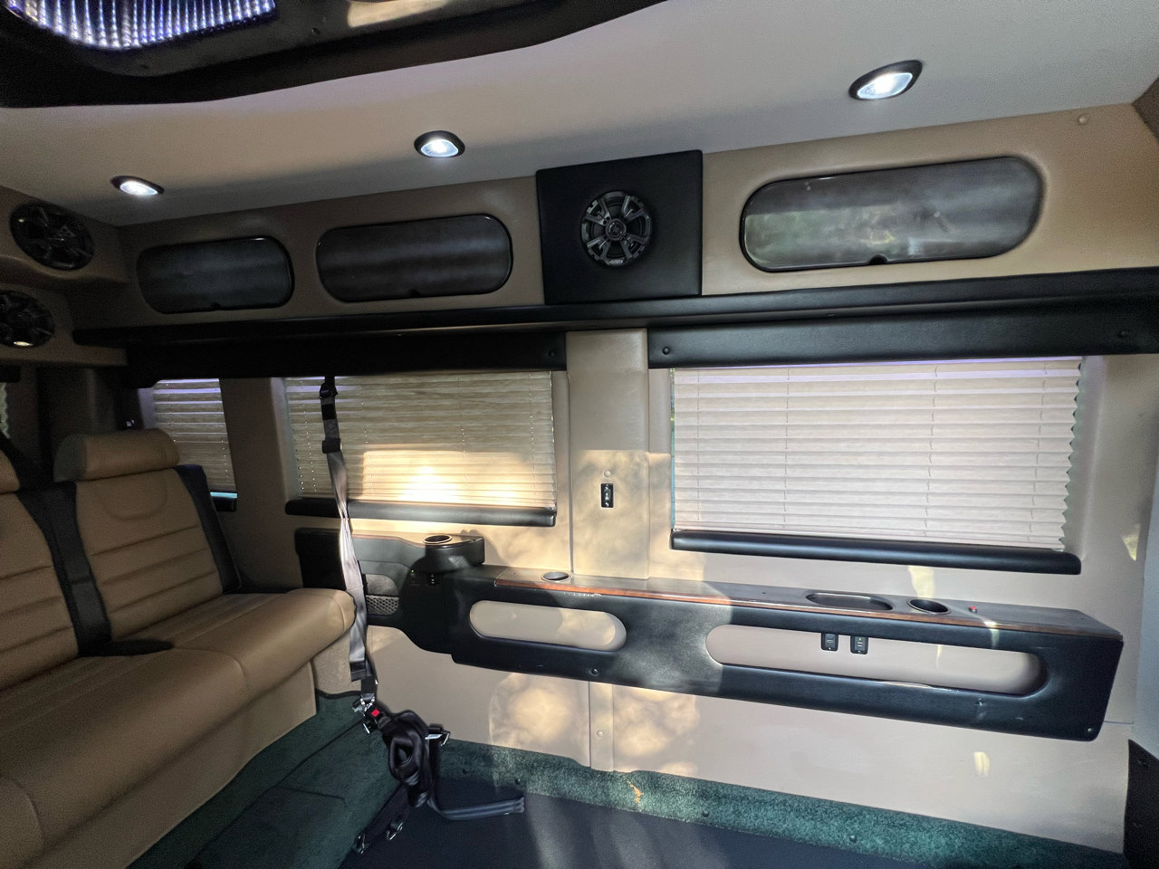 Used 2017 RAM ProMaster 2500 w/ Premium Appearance Group image 36