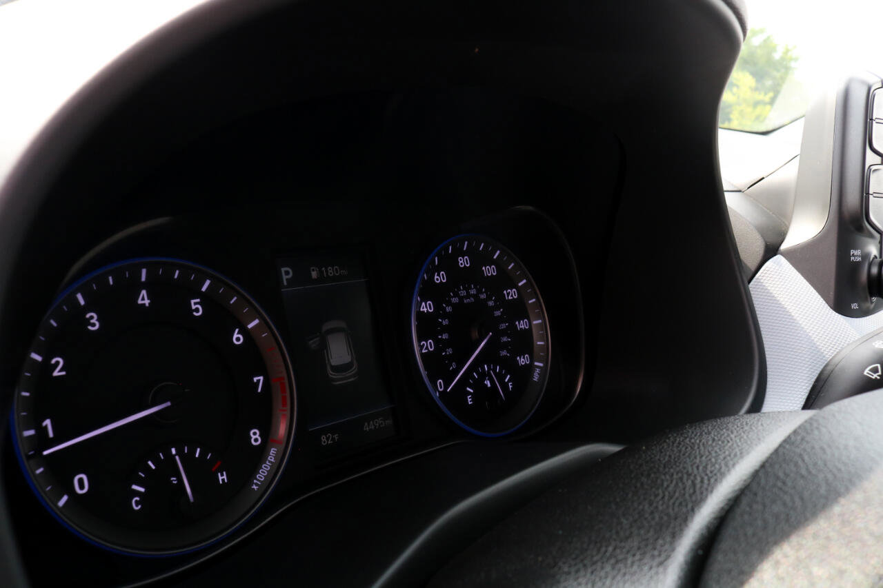 Used 2021 Hyundai Kona Limited w/ Winter Weather Package image 23