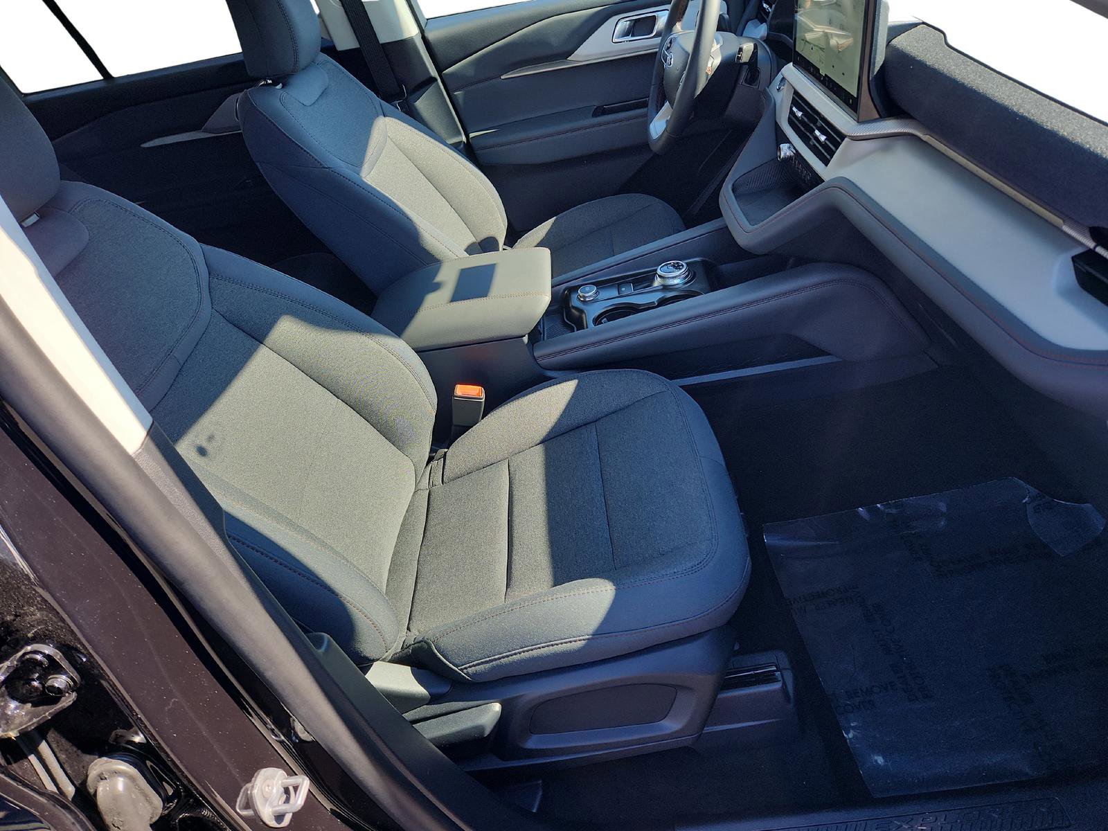 New 2026 Ford Explorer Active image 27