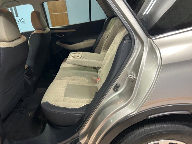 Used 2020 Subaru Outback Premium image 12