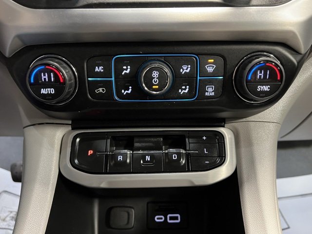 Used 2023 GMC Acadia SLT w/ Preferred Package image 47