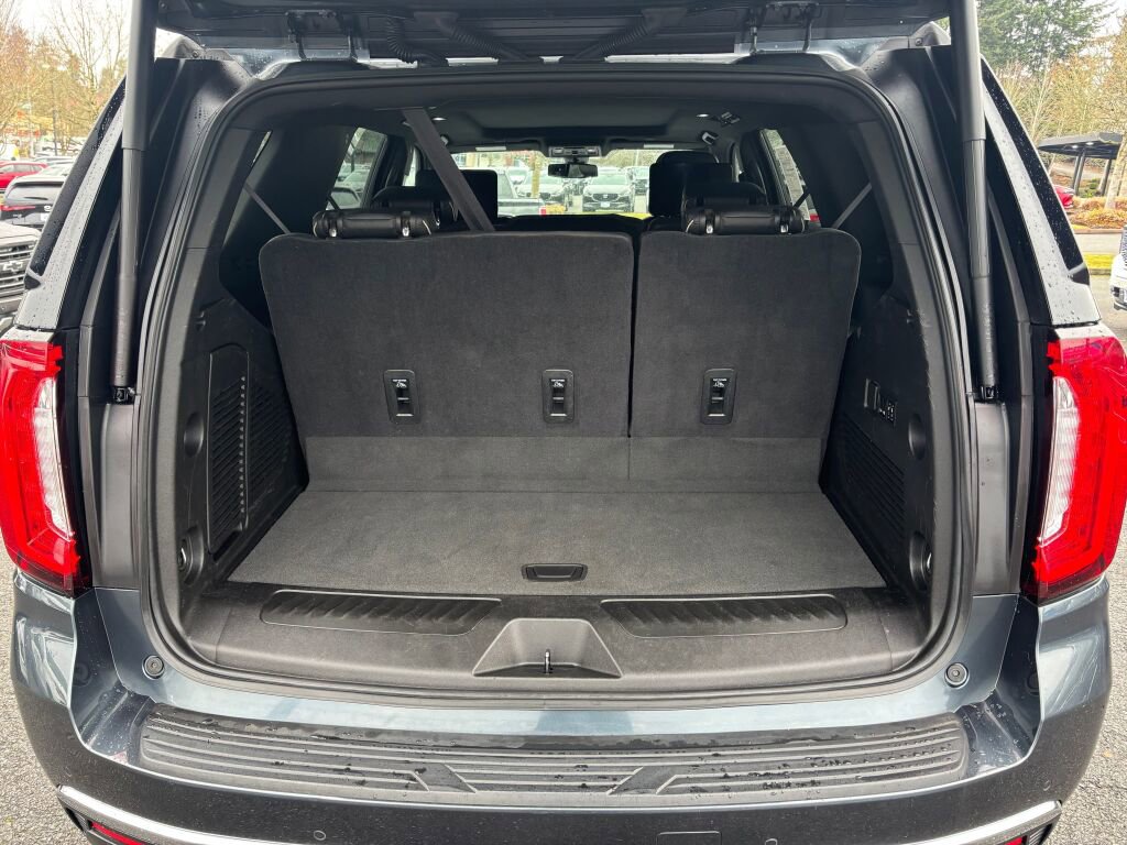 Used 2021 GMC Yukon SLT image 11