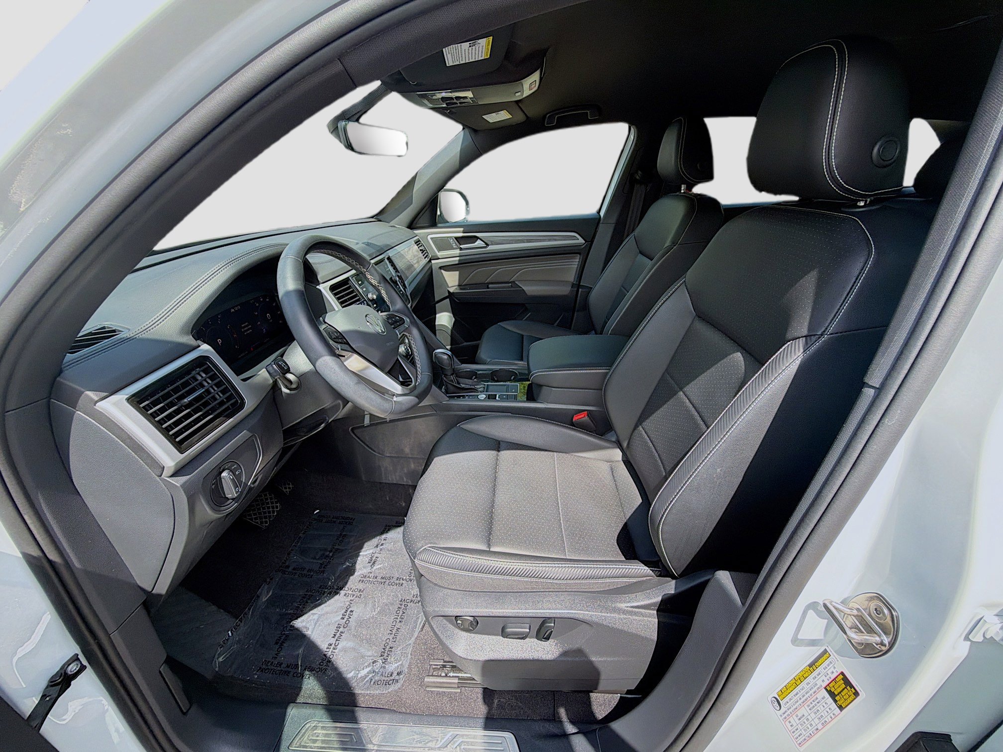 Used 2023 Volkswagen Atlas Cross Sport SE w/ Black Wheel Package image 18