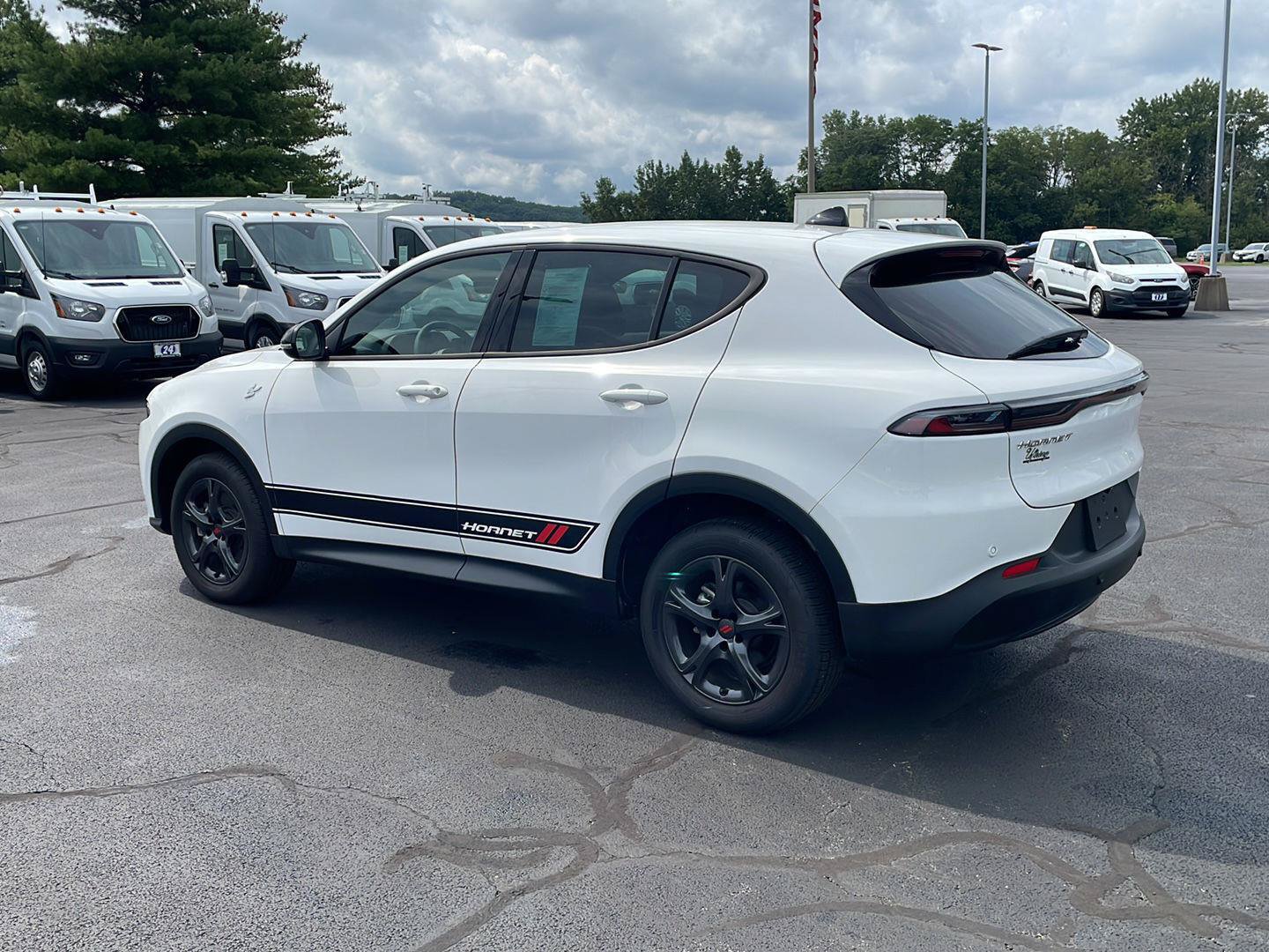 Used 2025 Dodge Hornet GT AWD/4WD image 3