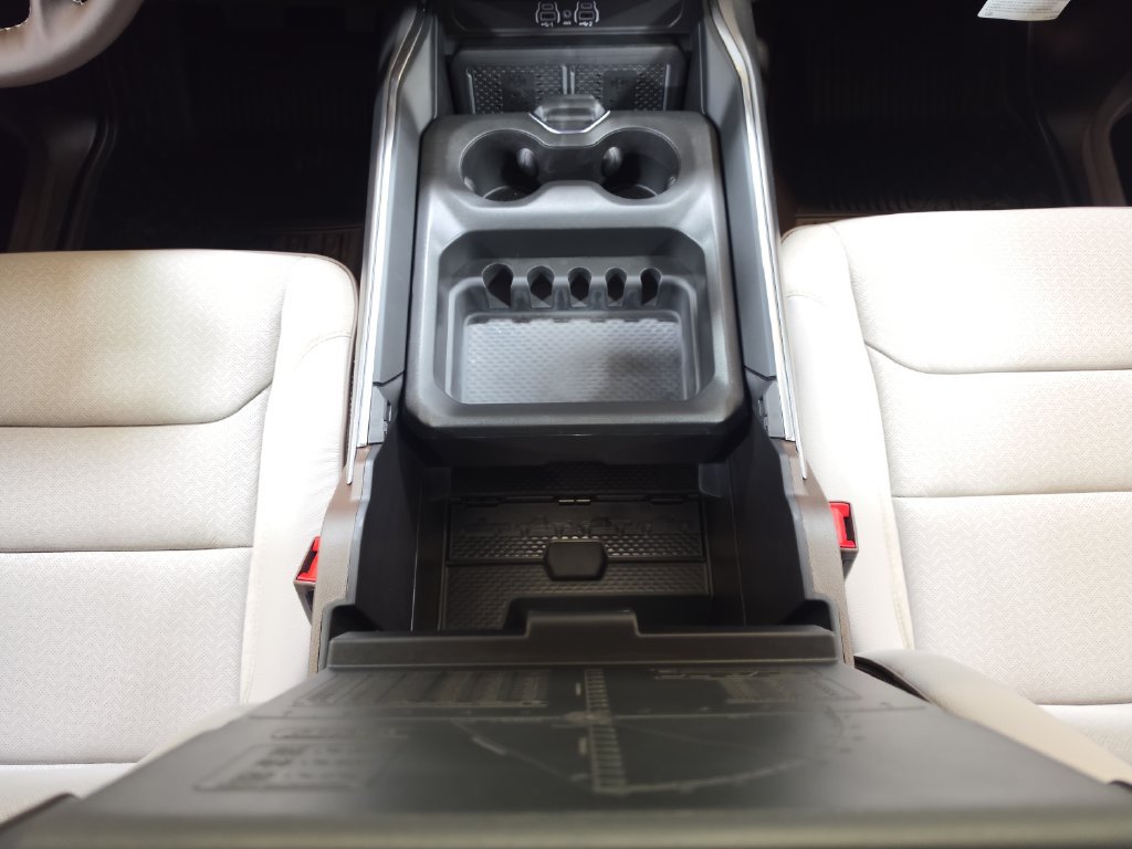 New 2027 RAM 1500 Laramie w/ Advanced Safety Group II AWD/4WD image 17